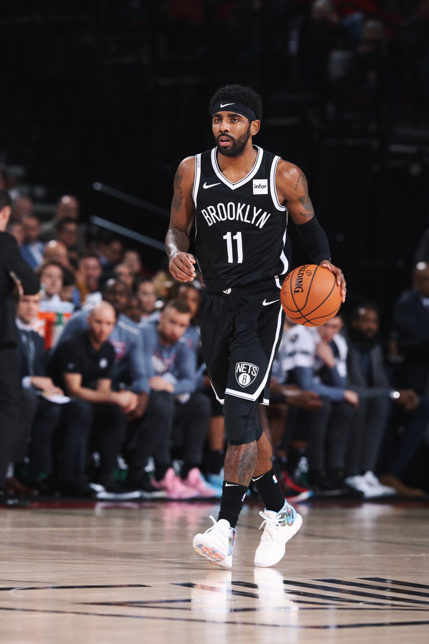 困境中展现 困境中展现