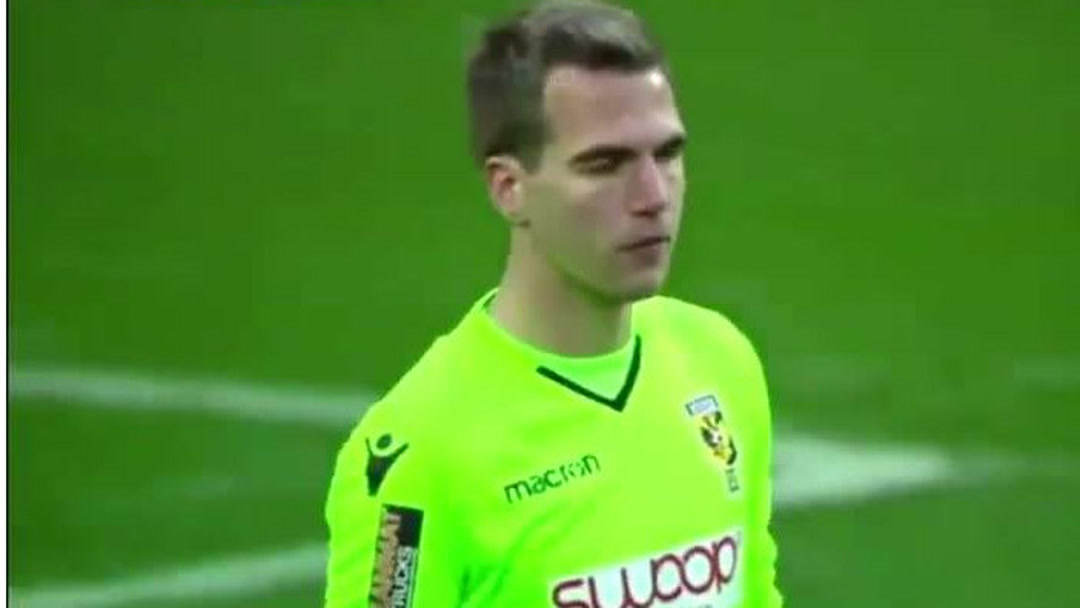 记者：贝尔纳尔赛季报销，将缺阵10-12个月