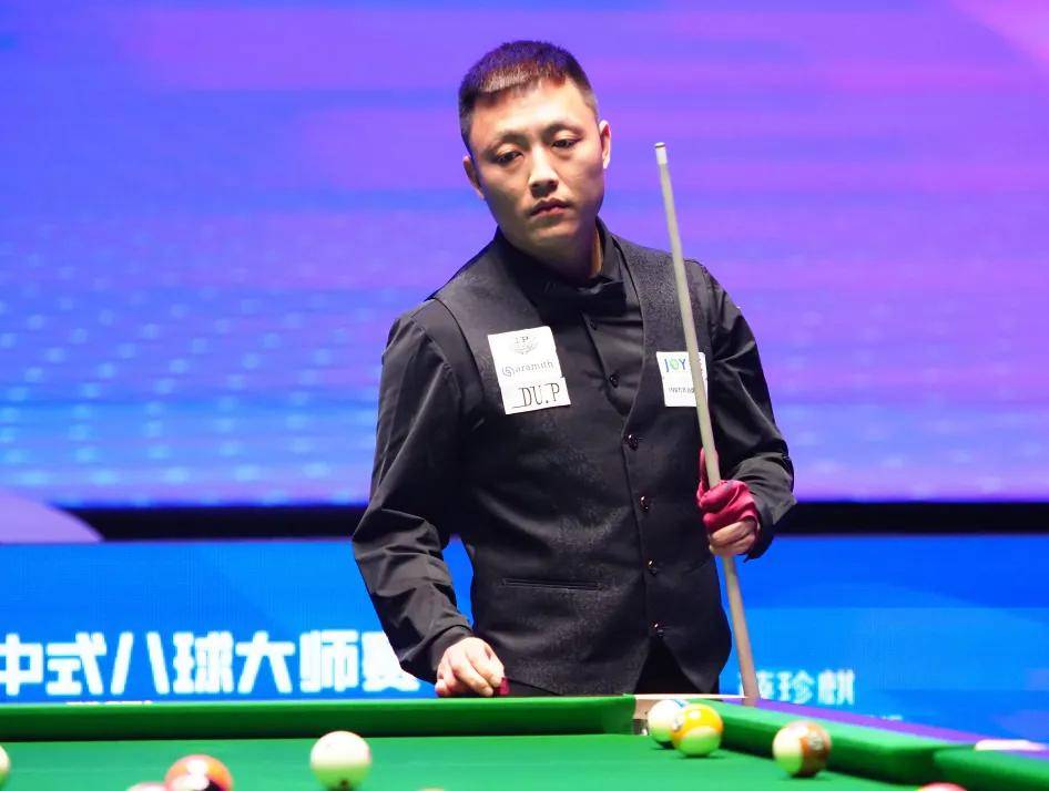 奥尔莫：我来巴萨是为了赢，我们有实力赢得一切.