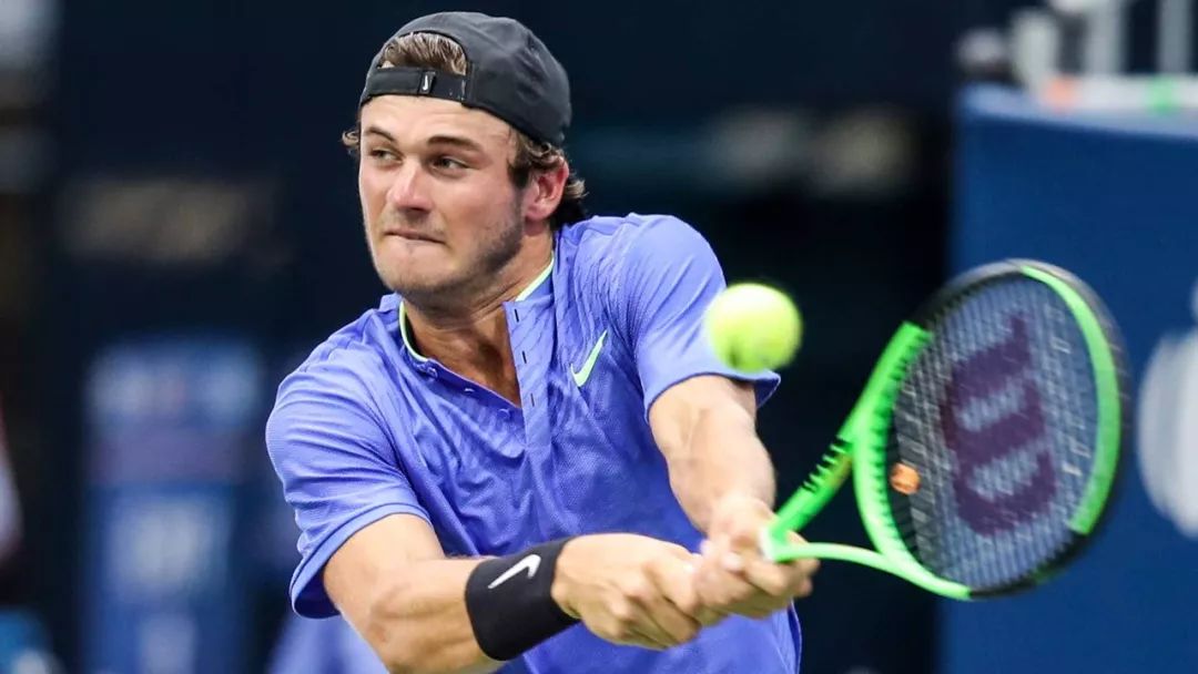 尴尬了！场均13+4+6却无人问津！他真不该拒绝球员选项