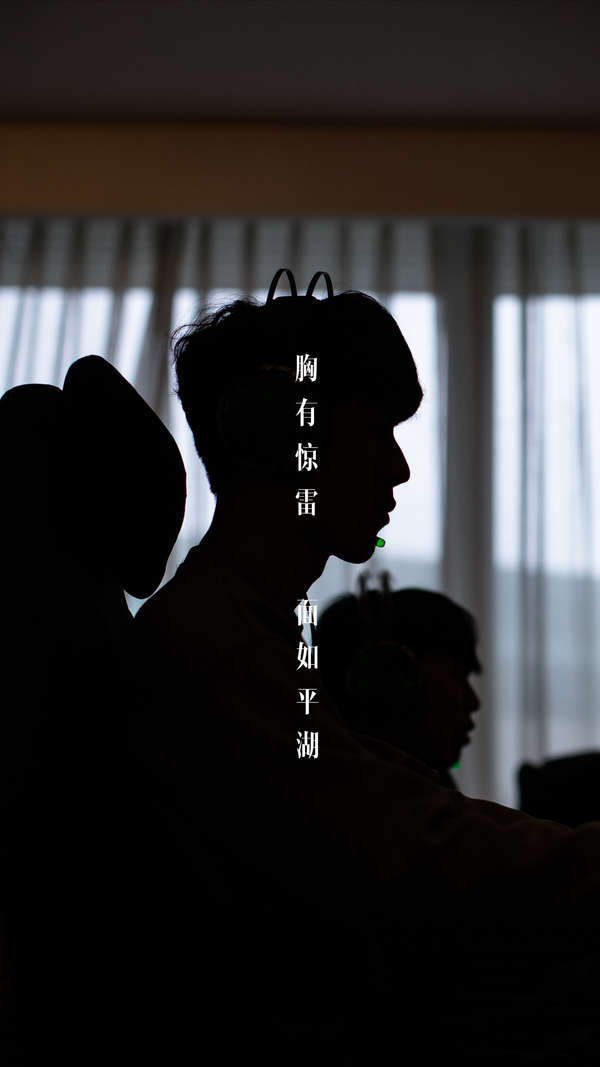 组新版三巨头！下赛季湖人首发阵容出炉，依旧难争冠两大因素