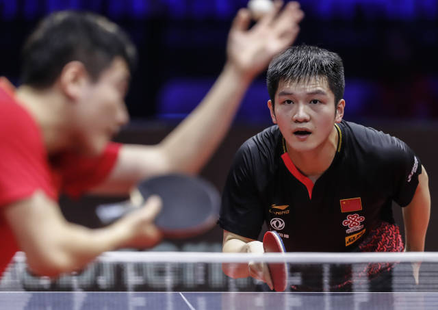 持礼仪和尊 持礼仪和尊