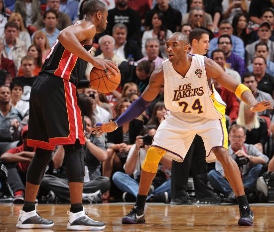 体育2022年03月27日《体育新闻》完整版