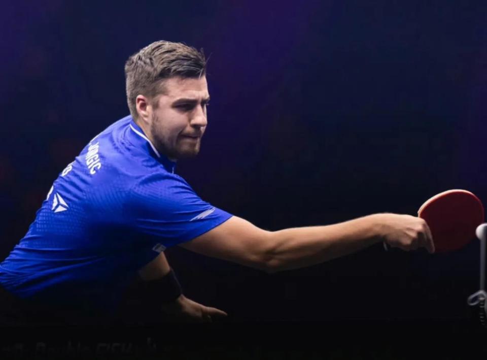 祖八回归后，快船进攻拥堵，防守四处透风，球队大溃败，小琼斯再次受伤，球队继续一胜难求